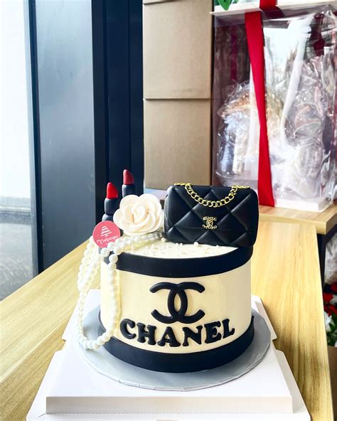 chanel cake tutorial